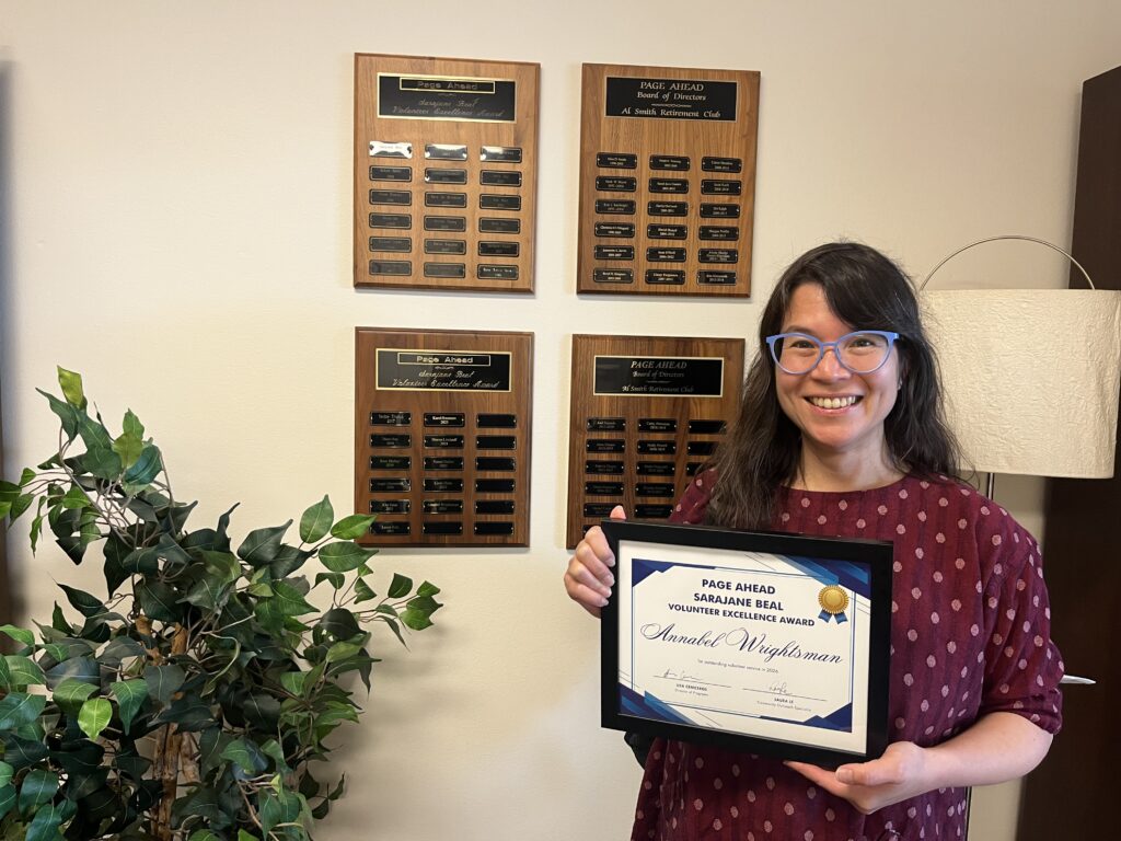 Annabel poses with holding her award.